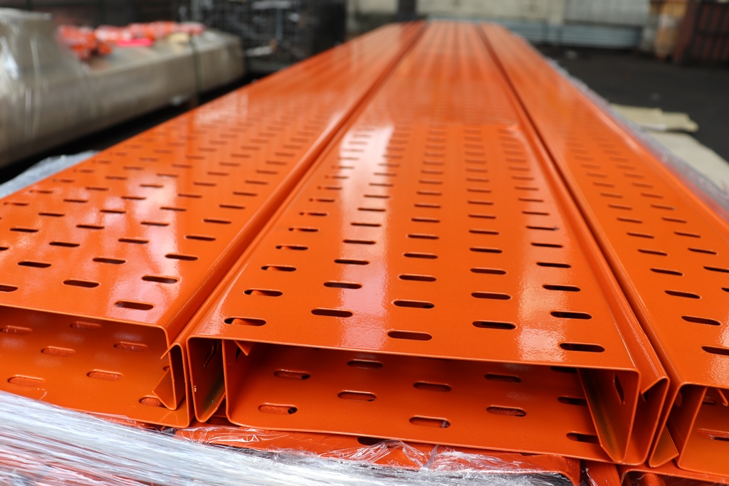 Perforated Cable Tray with Cover & Accessories